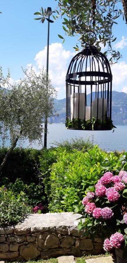 Villa Sul Lago Con Pontile Privato A Brenzone Sul Garda - Unique And Exclusive 外观 照片