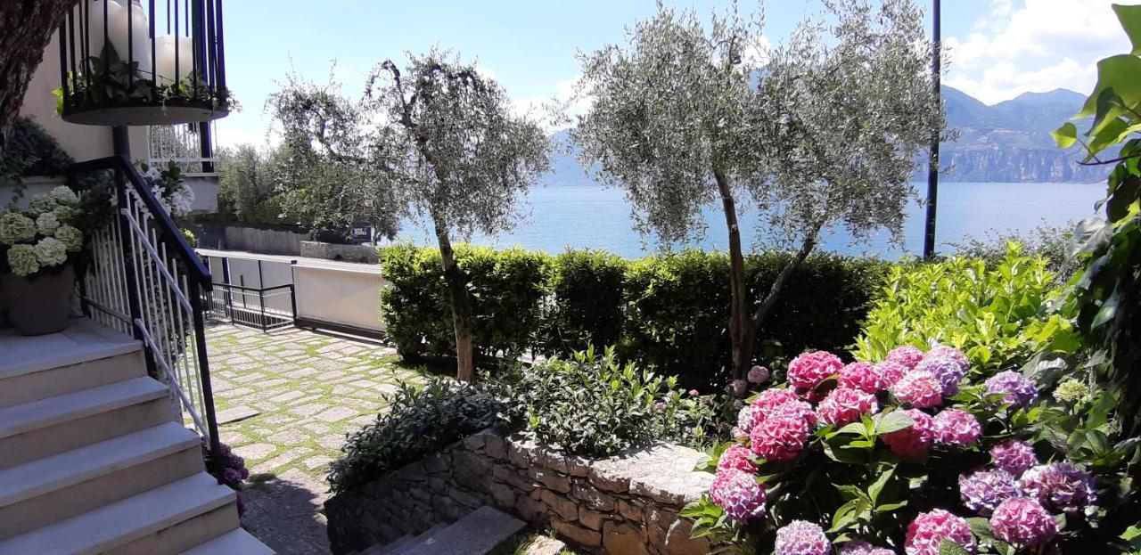 Villa Sul Lago Con Pontile Privato A Brenzone Sul Garda - Unique And Exclusive 外观 照片