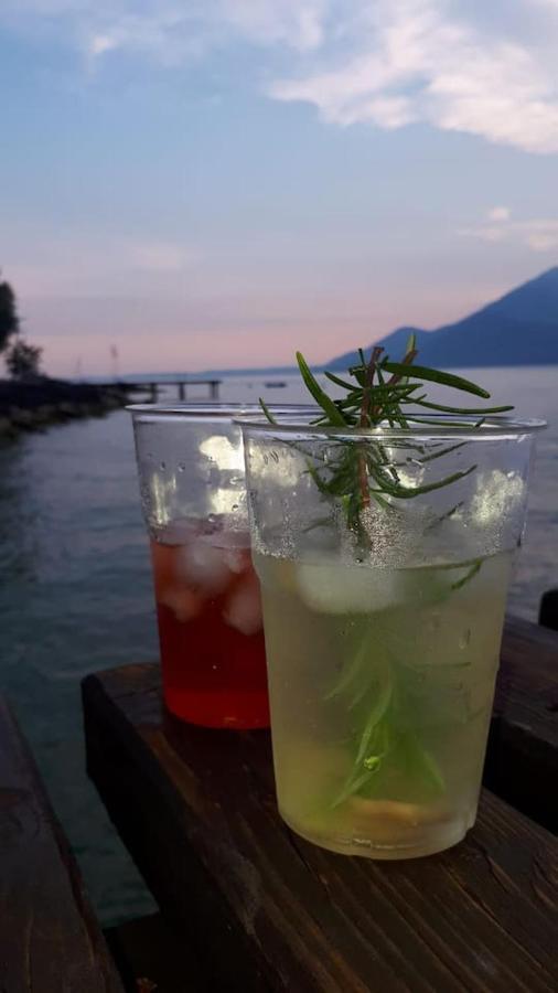 Villa Sul Lago Con Pontile Privato A Brenzone Sul Garda - Unique And Exclusive 外观 照片