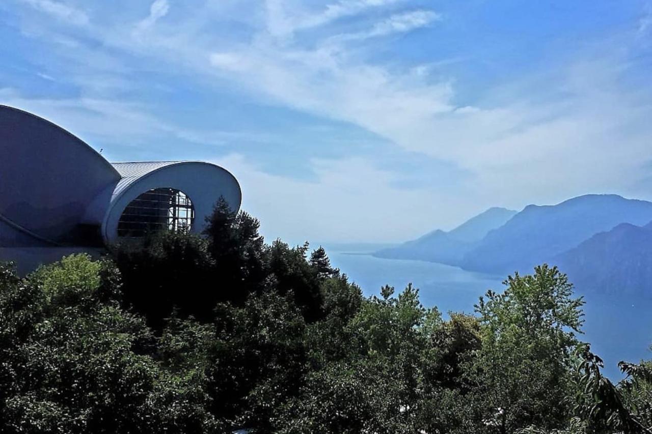 Villa Sul Lago Con Pontile Privato A Brenzone Sul Garda - Unique And Exclusive 外观 照片