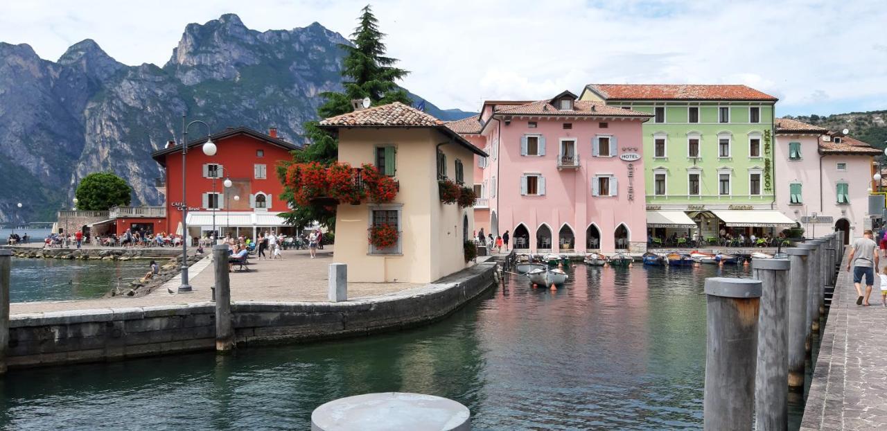 Villa Sul Lago Con Pontile Privato A Brenzone Sul Garda - Unique And Exclusive 外观 照片